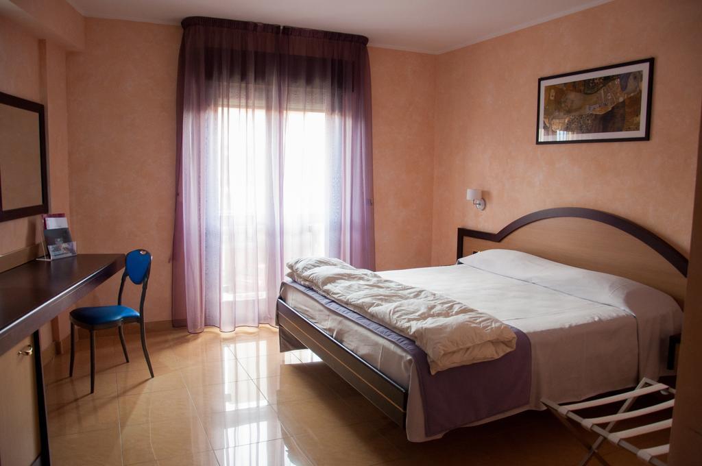 Grand Hotel Paradiso Catanzaro Bagian luar foto