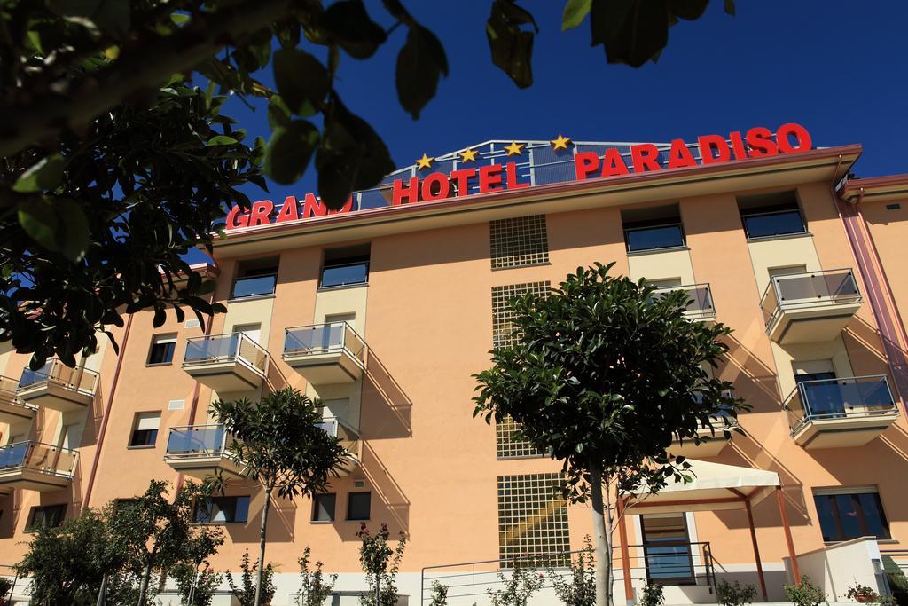 Grand Hotel Paradiso Catanzaro Bagian luar foto